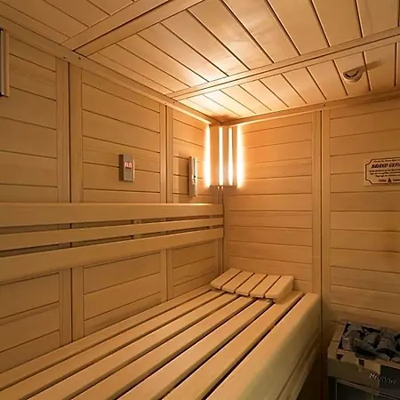 Flair - Two Bedroom 5* Saas-Fee