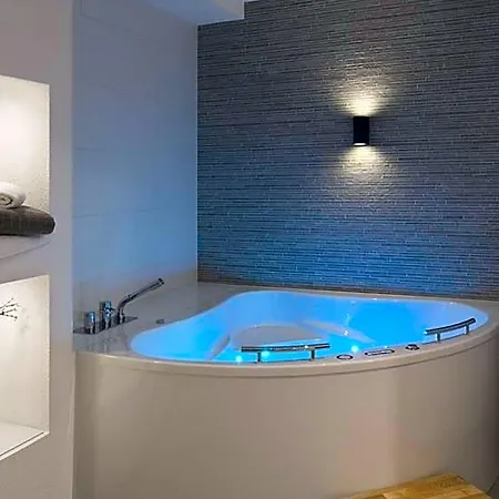 Hotel Flair - Two Bedroom 5*